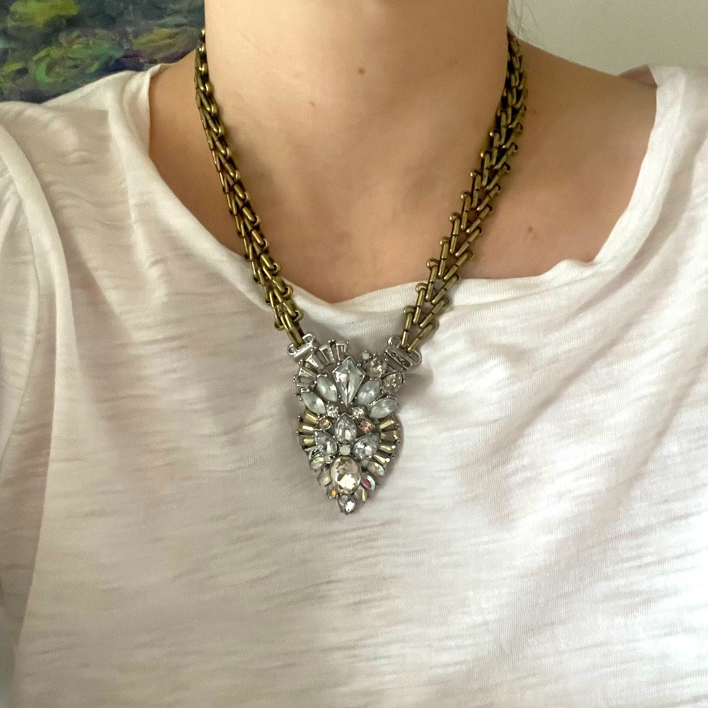 Rare Chloe and Isabel Frost Convertible Rhinestone Statement Necklace